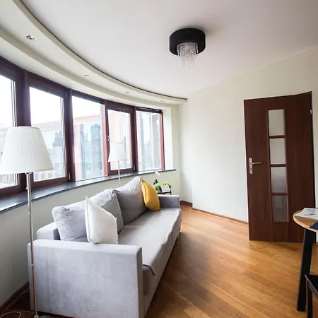 Happy - Just In Center * ヴロツワフ