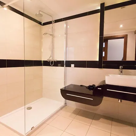 アパート Happy - Just In Center *