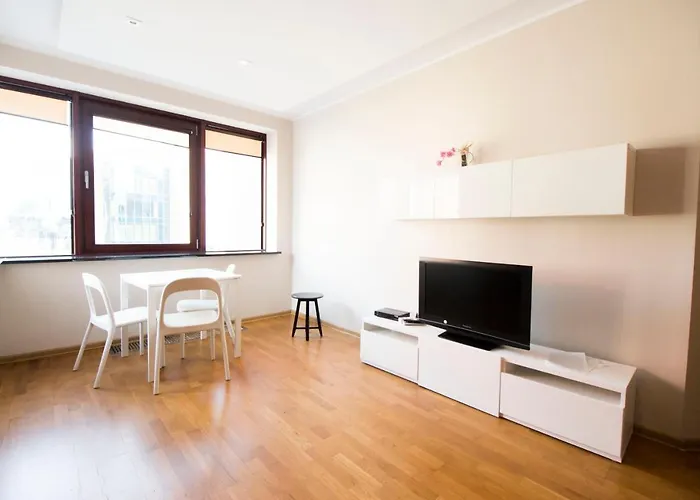 Happy - Just In Center *