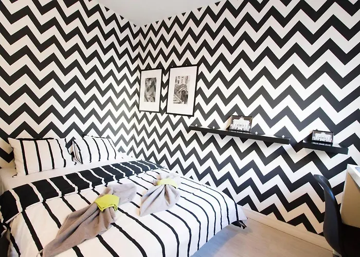 Happy - Just In Center 브로츠와프