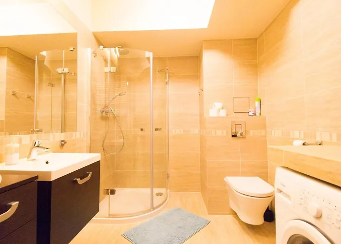 Happy - Just In Center 아파트 *