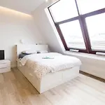 Happy - Just In Center Apartament
