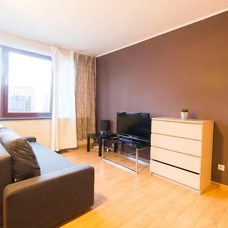 Happy - Just In Center Vratislav