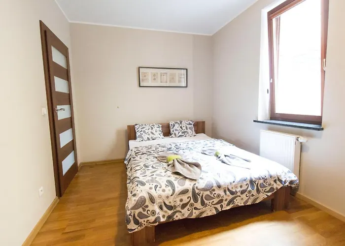 Happy - Just In Center *