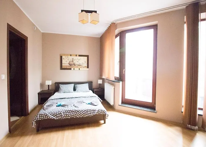 Happy - Just In Center * Vratislav