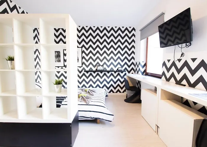 Happy - Just In Center