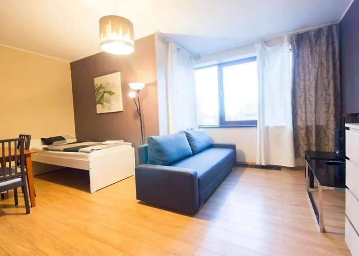 Happy - Just In Center Apartmán