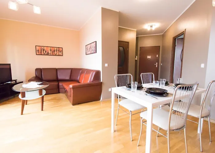 Happy - Just In Center Apartmán